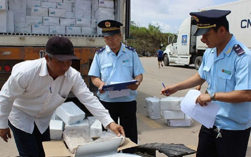 Hải quan Quảng Ninh kiểm tra hàng hóa xuất nhập khẩu